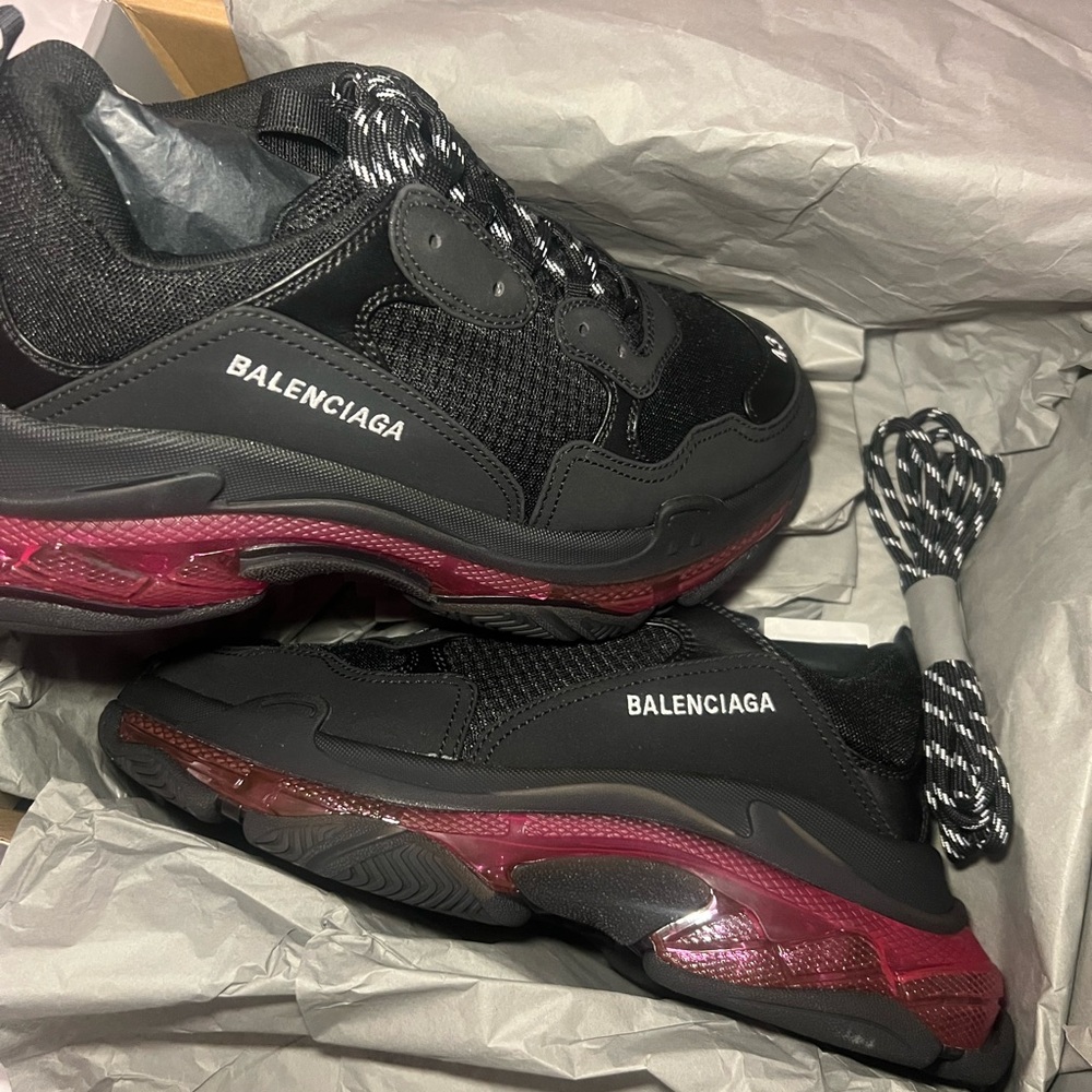 BALENCIAGA TRIPLE S SNEAKERS